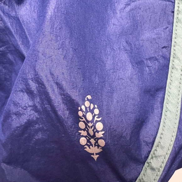 NWOT Free People Movement Performance shorts Size M - Picture 4 of 4